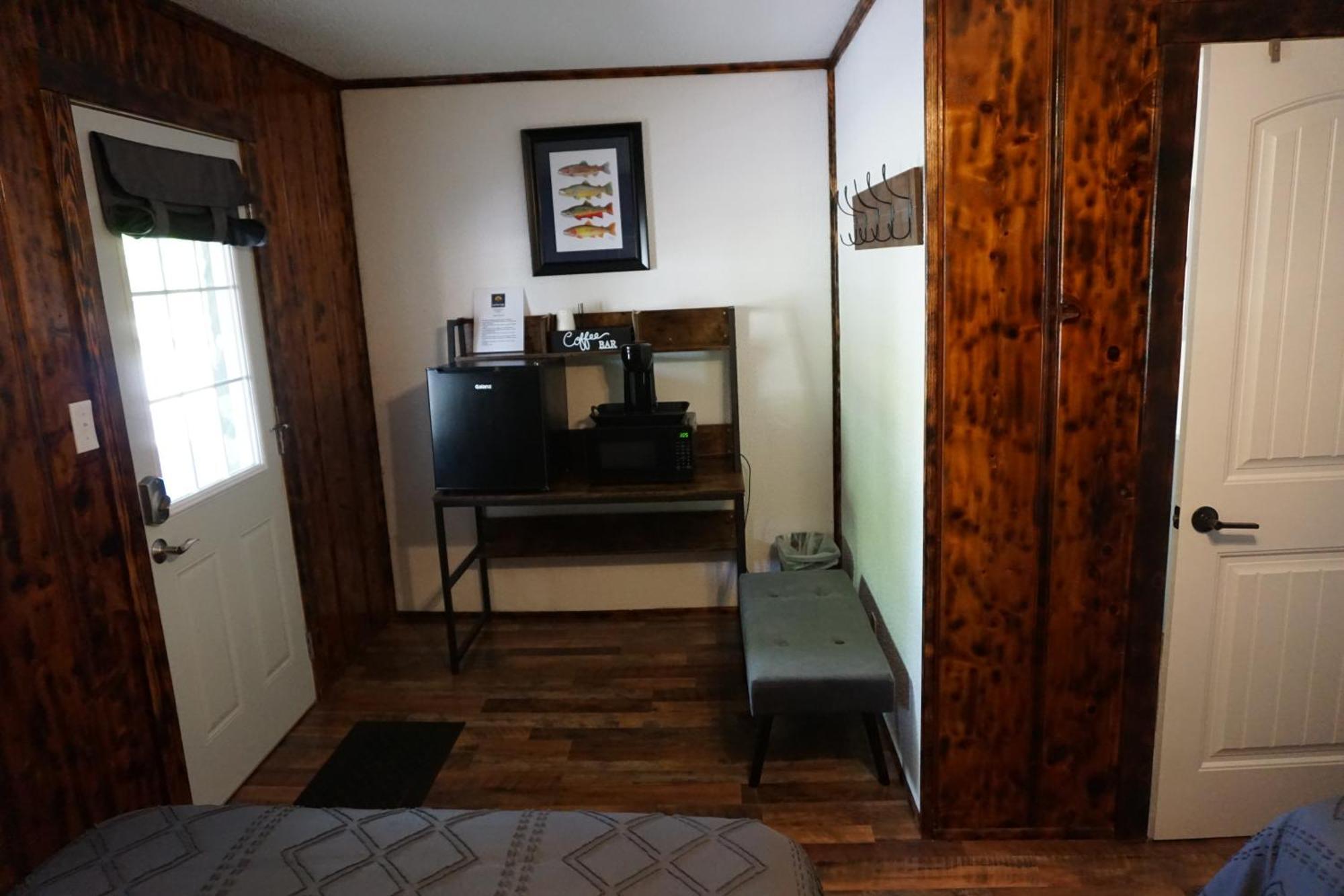 Lake River Lodge Bull Shoals Екстериор снимка