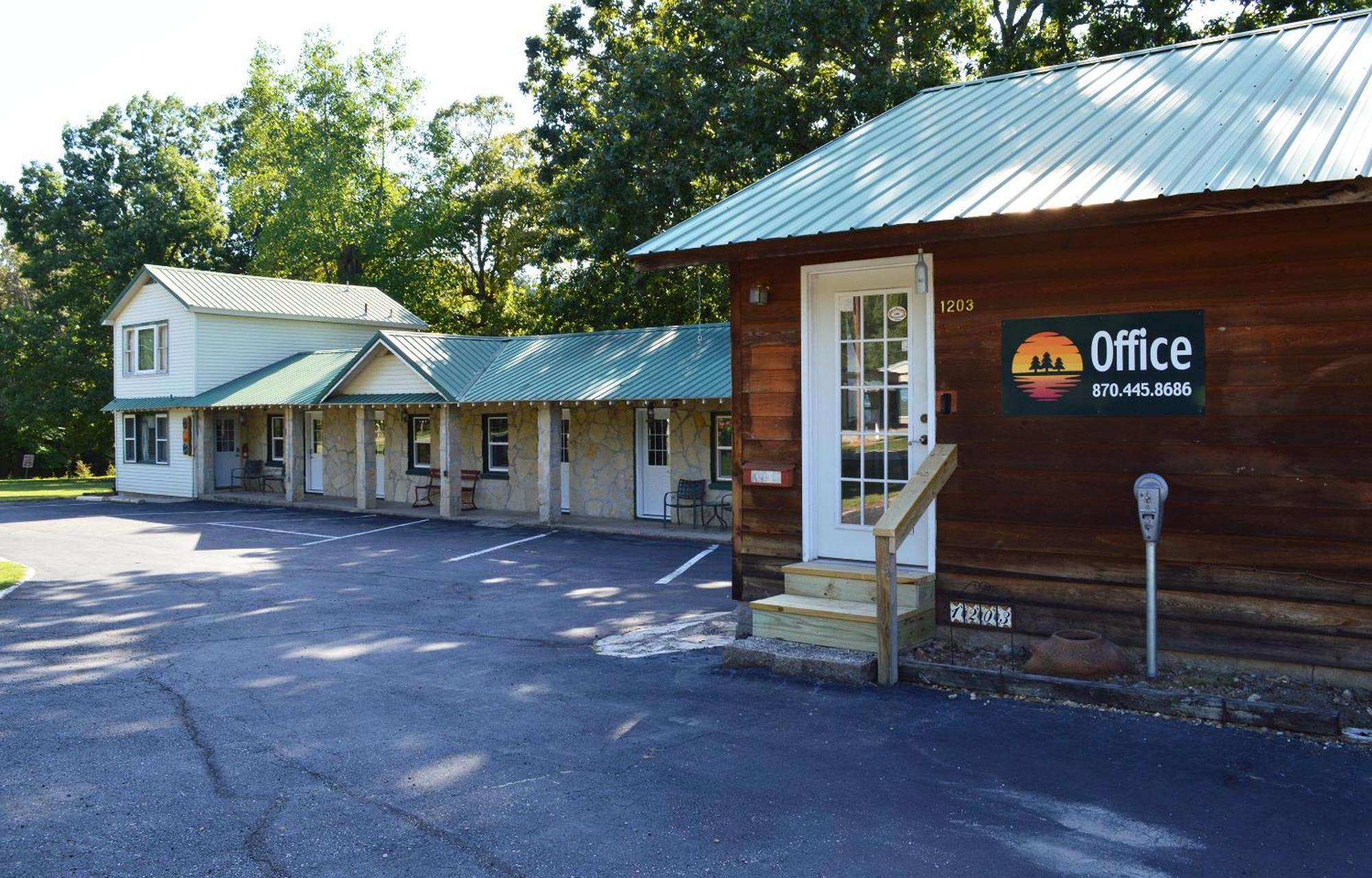Lake River Lodge Bull Shoals Екстериор снимка
